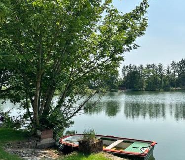 Roye Ski Chalet | La Ramure - Tiny chalet et sauna privatif, vue lac et pêche en famille