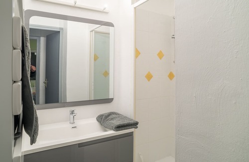 Aigueblanche Apartment | La Randonneuse - One Bedroom Apartment, Sleeps 4