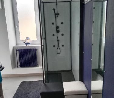 Douarnenez Apartment | La Ria