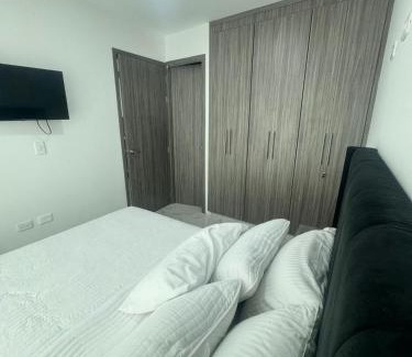 Cali Apartment | La Roca 201