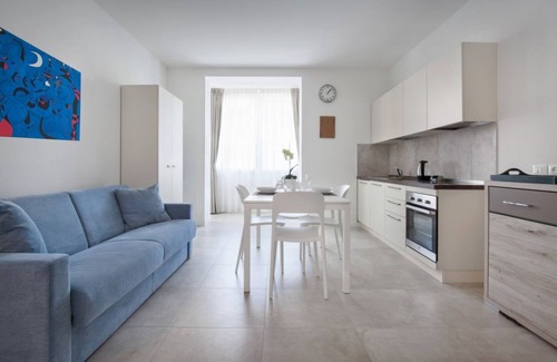 Garda Apartment | LA ROCCA SUITE - only 100 meters from the lake