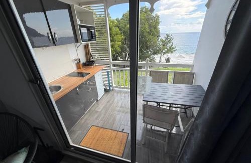 Le Diamant Apartment | La Room Vue d Emeraude