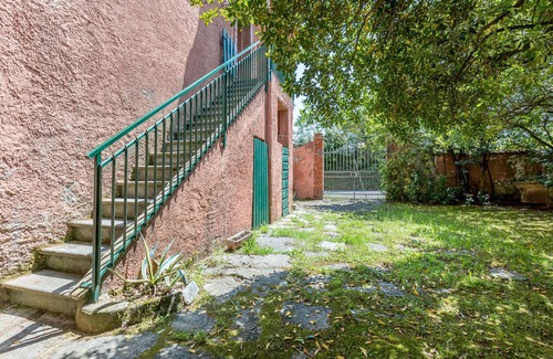 Marina di Pietrasanta Apartment | La Rosa - Focette 100m from sea, Marina di Pietrasanta, Italy