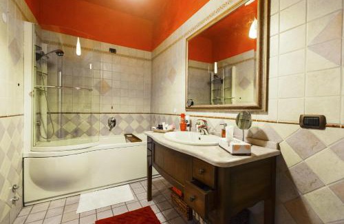 Citta Alta Apartment | La Rosa Scarlatta
