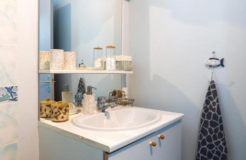 Treffiagat House | La Rose des Sables