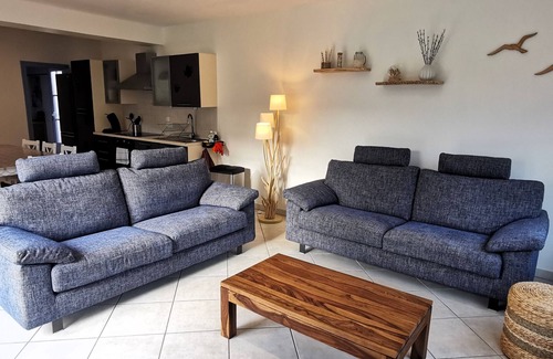 Longeville-sur-Mer House | La Roseraie 1km from the beach