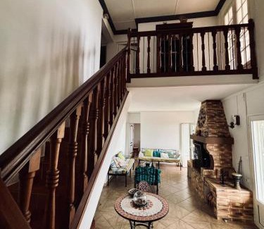 Bourg-Murat Villa | La Salazienne