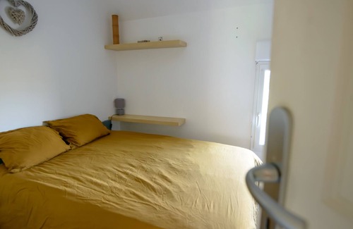 Eu House | La Shaneliere. - gite terrace and near the beach