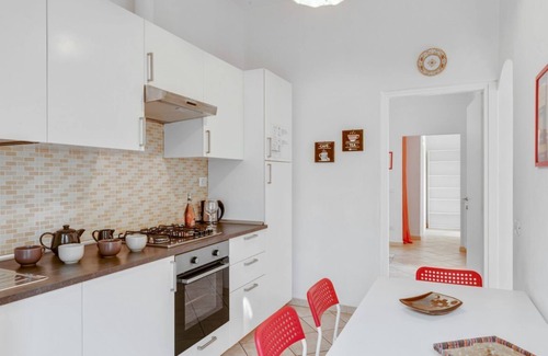 La Spezia Apartment | La Spezia Migliarina Apartment with terrace