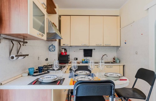 La Spezia Apartment | La Spezia Proffiano District Roomy Flat x4
