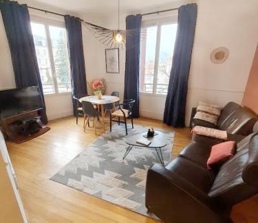 Faubourg Sud Apartment | La suite 21, 73 m2 de charme, Centre ville