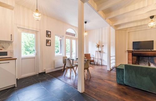 Guingamp Apartment | La Suite Serenite, proche gare de Guingamp