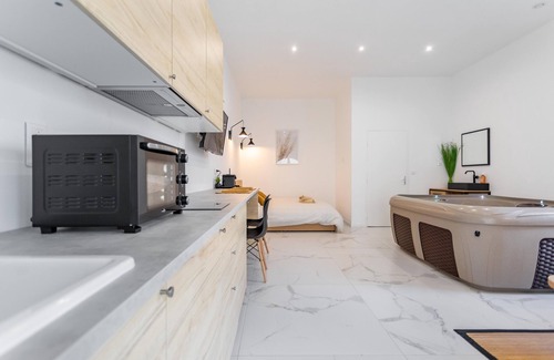 La Valentine Apartment | La Suite Valentine Spa Privatif - Marseille