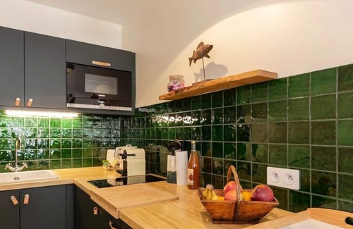 Honfleur Apartment | La Terrasse de Pom | Cozy Comfort | City Center | 2 Guests