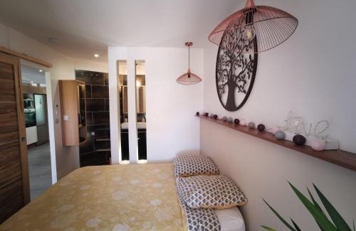 Sausset-les-Pins Apartment | La Terrasse Ensoleillée de Sausset - Côte Bleue