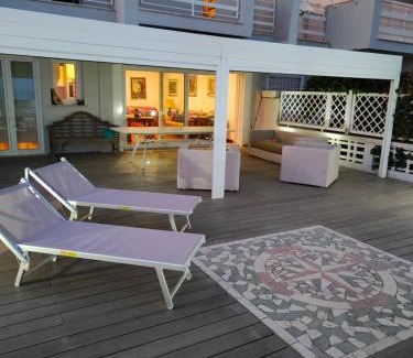 Nettuno Apartment | La terrazza sul mare