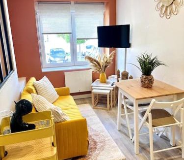 Avranches Apartment | La Terre du Mont