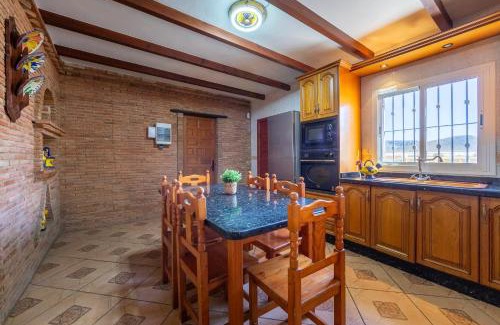Pujaire House | La Tierra