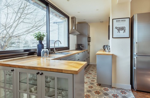 Villenave-d'Ornon House | LA TILLEULERAIE/Villa 8 pers/Parking/Garden