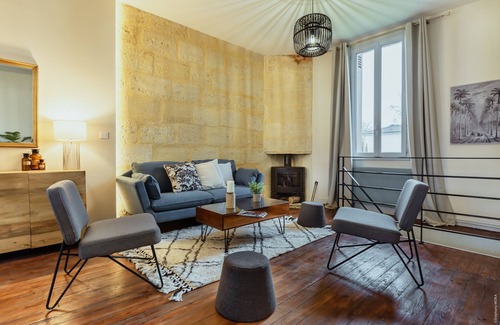 Villenave-d'Ornon House | LA TILLEULERAIE/Villa 8 pers/Parking/Garden