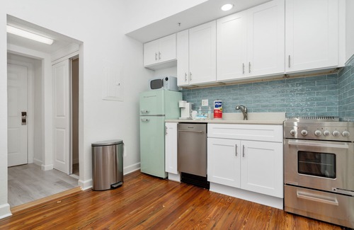 Pass-a-Grille Historic District Apartment | La Tortuga