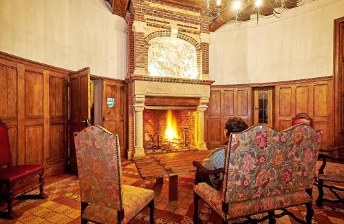 Champrond-en-Gatine House | La Tour D Aligre