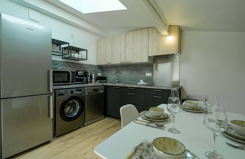 Cessenaz Apartment | La Tournette, superb quiet apartment 300 meters from the lake