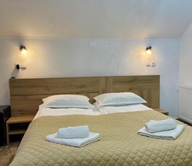 Valiug House | La Turcu