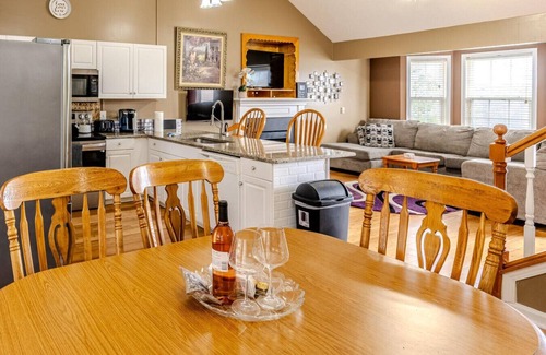 La Vergne House | La Vergne hospital mancave