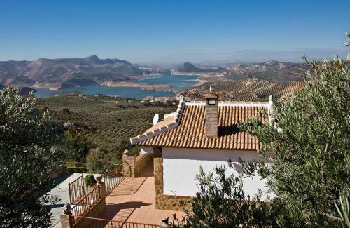Iznajar House | LA VESANILLA