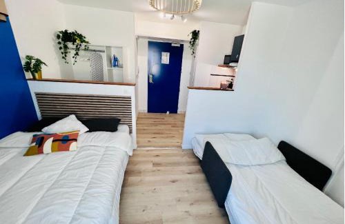 Saint-Maurice Apartment | La Vie en Bleu - Studio proche de Paris