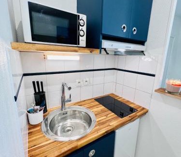 Saint-Maurice Apartment | La Vie en Bleu - Studio proche de Paris
