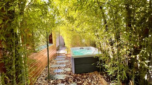 Gujan-Mestras Villa | La Villa Canopée - Piscine chauffée-Fibre-Clim-Jacuzzi