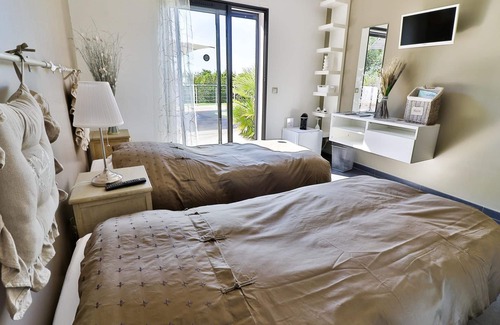 Cavalaire-sur-Mer House | La Villa Louancelie