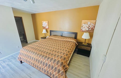 Winthrop Harbor Hotel | LA VILLA MOTEL