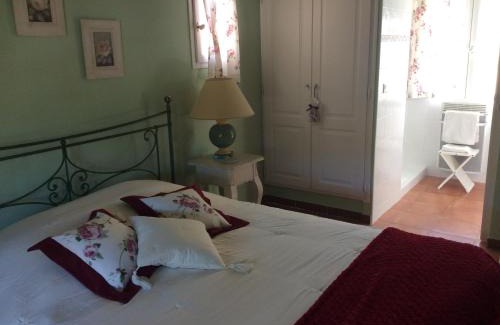 Ventabren Bed & Breakfast | La Villa Rosalie