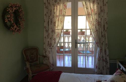 Ventabren Bed & Breakfast | La Villa Rosalie