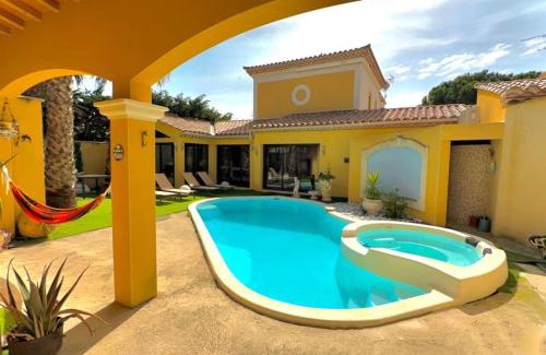 Fourques Villa | La villa Soleil