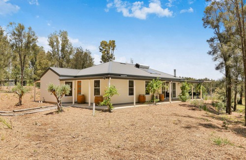 Pokolbin House | La Villetta home on Vineyard