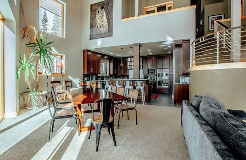 Salt Lake Mountain Resorts House | La Vista by Cottonwood Lodging