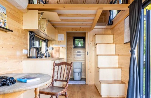 Alora House | La Vista Huma by Tiny Away