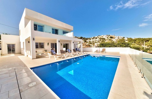 Benimeit Villa | La Vista - Modern luxury villa for 12 guests with heated pool