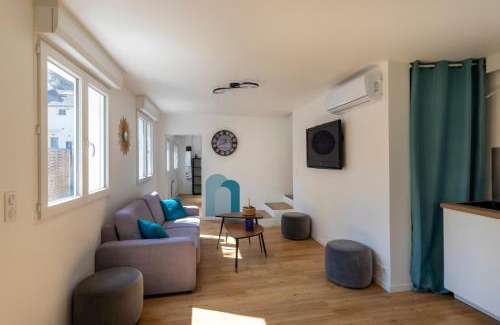 Le Chesnay Villa | La Volcane - Quiet house
