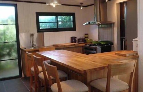 Lacanau-Ocean Cottage | Lacanau 400m from the ocean warm, air-conditioned duplex near bike paths