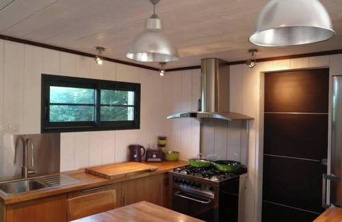 Lacanau-Ocean Cottage | Lacanau 400m from the ocean warm, air-conditioned duplex near bike paths