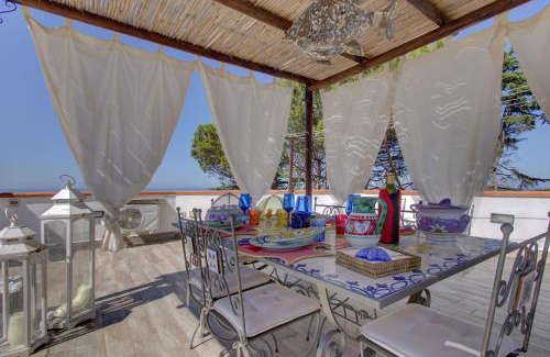 Lacco Ameno Villa | Lacco Terrace Solarium