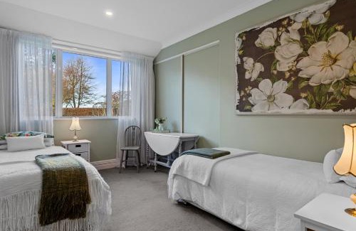 Kaiapoi Bed & Breakfast | Lacebark