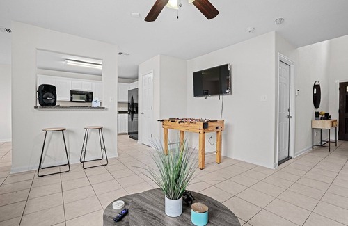 San Antonio House | Lackland AFB Military and Pet friendly!