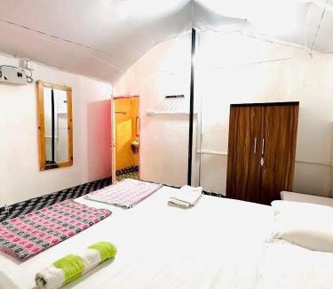 Palolem Hotel | Lacto Cressida Huts