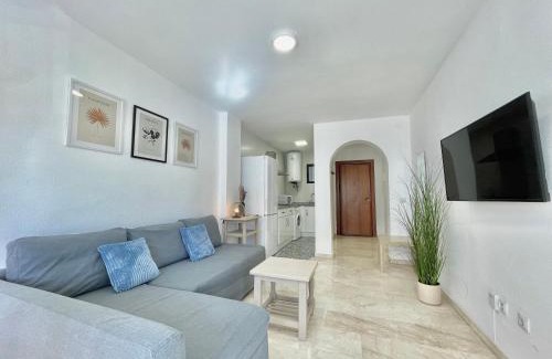Arroyo de la Miel Apartment | LaFrenchTouch - Céntrico con piscina junto al tren